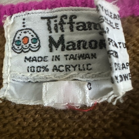 70s Knit Cropped Vest w Crocheted Umbrella ONE OF A KIND - Picture 5 of 7